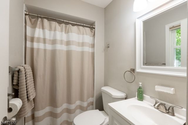 102 Andover Sparta Rd, Andover Twp., NJ 07860