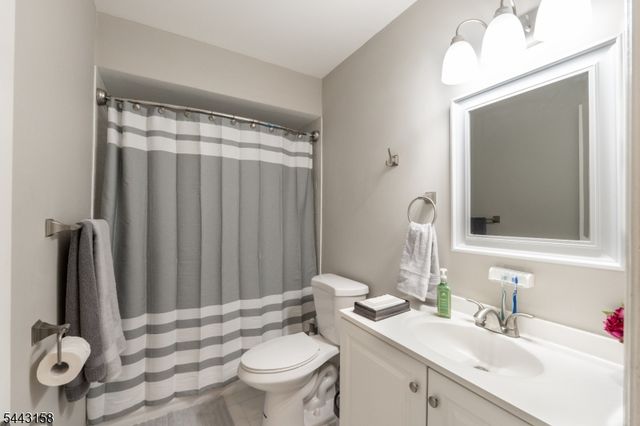 102 Andover Sparta Rd, Andover Twp., NJ 07860