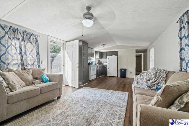 2805 Redwood Dr, Florence, SC 29501