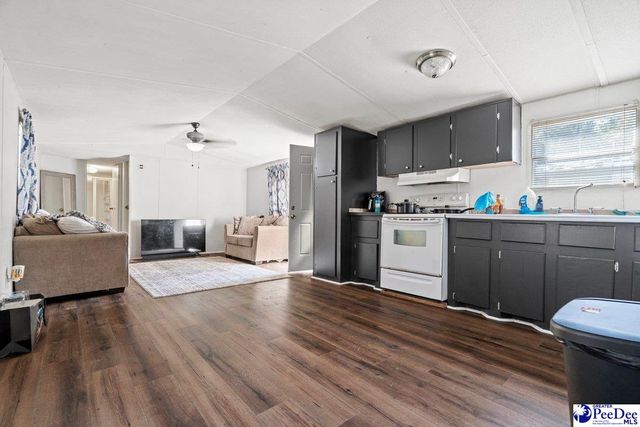 2805 Redwood Dr, Florence, SC 29501