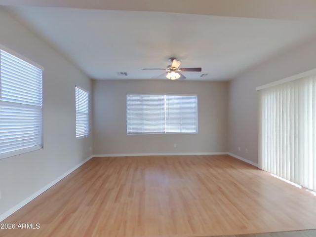 880 W BUSA Drive, San Tan Valley, AZ 85143