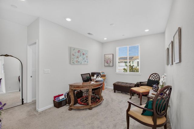 3812 Ivan Way, Rancho Cordova, CA 95742