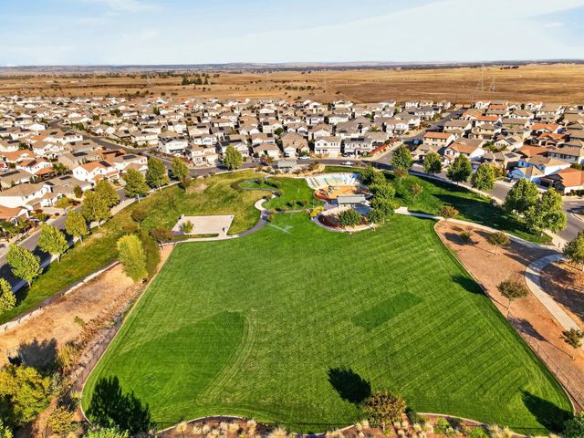 3812 Ivan Way, Rancho Cordova, CA 95742