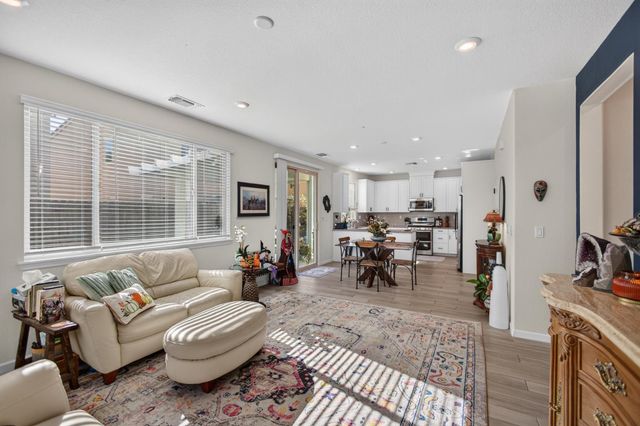 3812 Ivan Way, Rancho Cordova, CA 95742