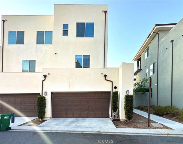 147 Episode, Irvine, CA 92618