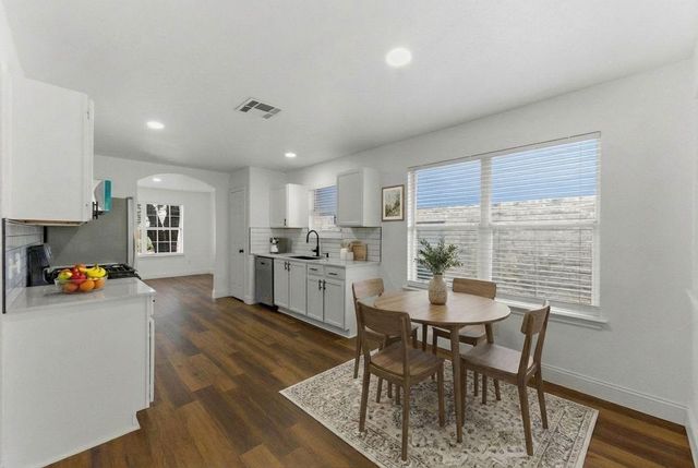 3817 Haleys WAY, Round Rock, TX 78665