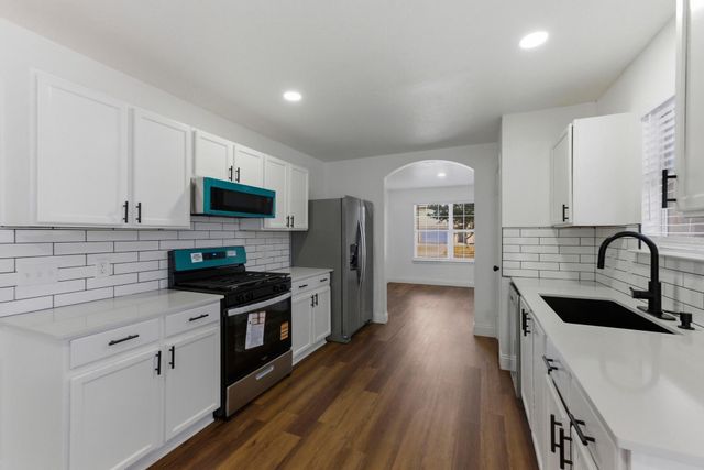 3817 Haleys WAY, Round Rock, TX 78665