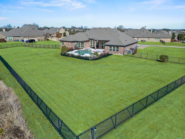 800 Yasmin Court, Heath, TX 75126