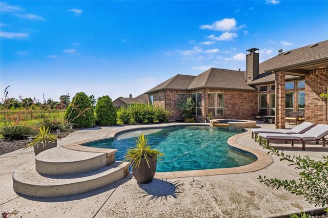 800 Yasmin Court, Heath, TX 75126