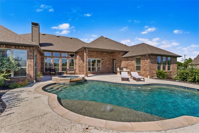 800 Yasmin Court, Heath, TX 75126