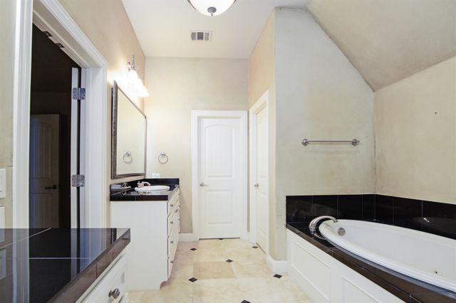 719 Warwick Lane, Coppell, TX 75019