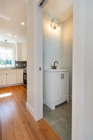 400 Juniper Street, East Providence, RI 02914