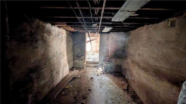 223 Lombard St, Downtown Pgh, PA 15219