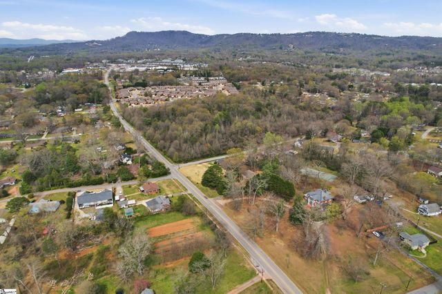 4304 Old Buncombe Road, Greenville, SC 29617