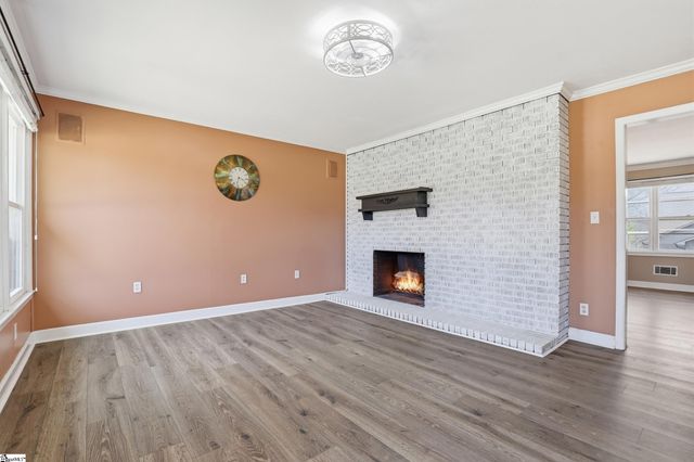 4304 Old Buncombe Road, Greenville, SC 29617