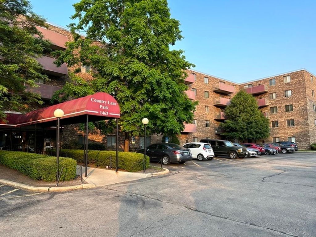 1463 Mercury Drive 304, Schaumburg, IL 60193