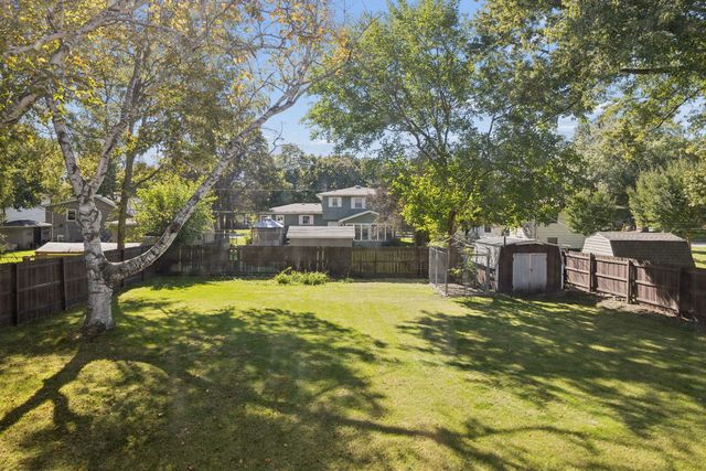 131 Locust Street, Oswego, IL 60543