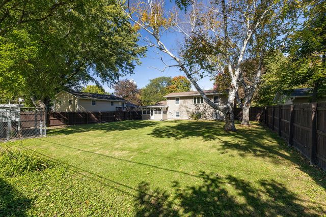 131 Locust Street, Oswego, IL 60543