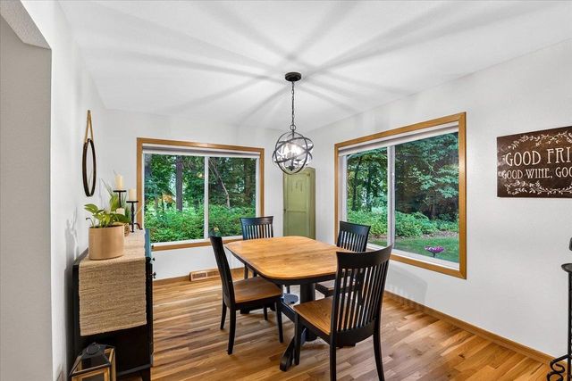 65 Waunona Woods Court, Madison, WI 53713