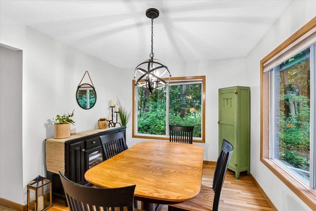 65 Waunona Woods Court, Madison, WI 53713