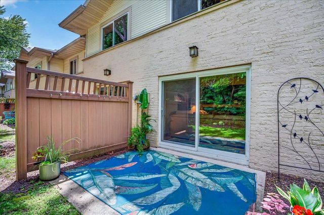 65 Waunona Woods Court, Madison, WI 53713