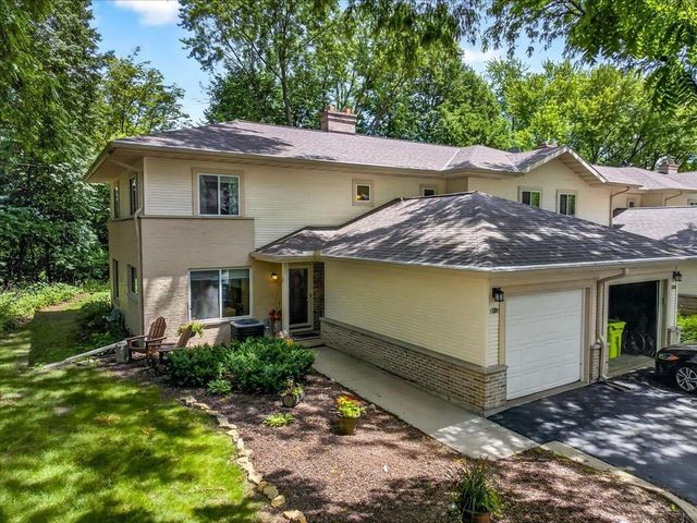 65 Waunona Woods Court, Madison, WI 53713