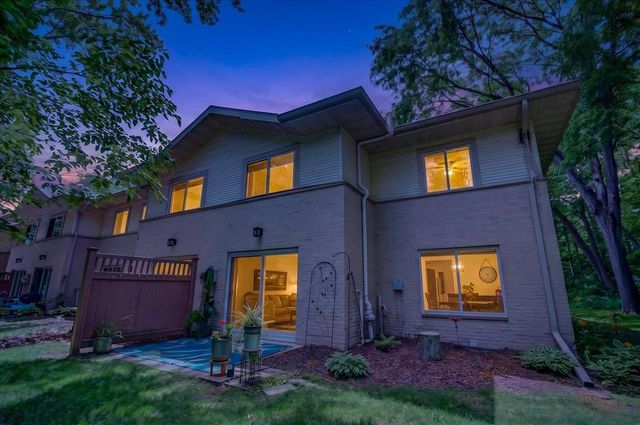 65 Waunona Woods Court, Madison, WI 53713