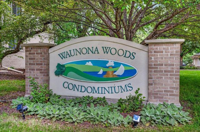 65 Waunona Woods Court, Madison, WI 53713