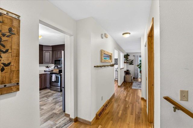 65 Waunona Woods Court, Madison, WI 53713