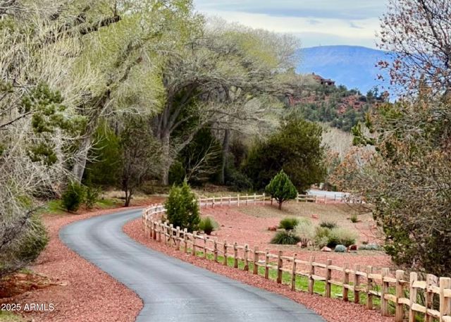 10 Amber Cliffs Way, Sedona, AZ 86336