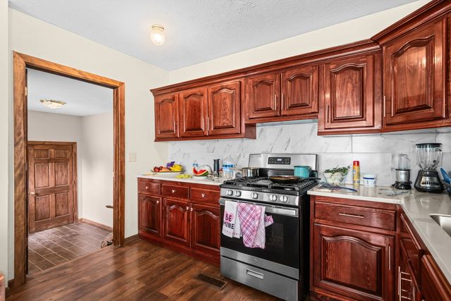 904 N Prospect Street, Rockford, IL 61107