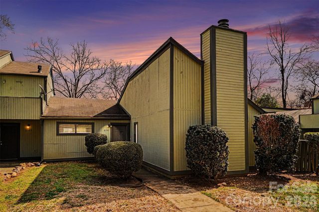 6107 Bent Tree Court, Charlotte, NC 28212