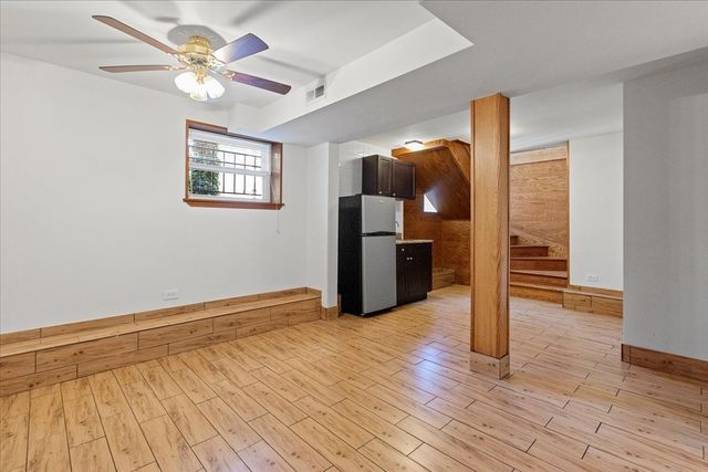 3546 N Bosworth Avenue 1, Chicago, IL 60657