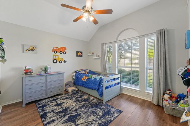 107 Montreal Drive, Hurst, TX 76054