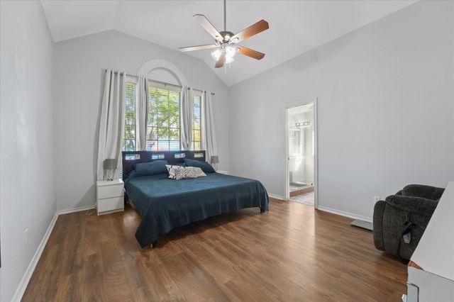 107 Montreal Drive, Hurst, TX 76054