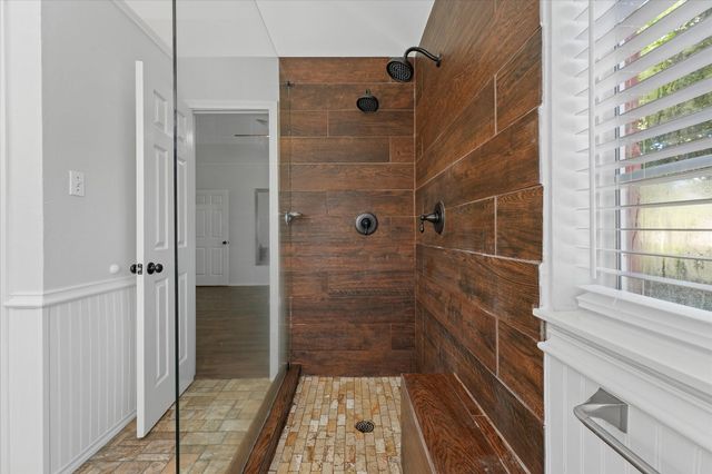 107 Montreal Drive, Hurst, TX 76054