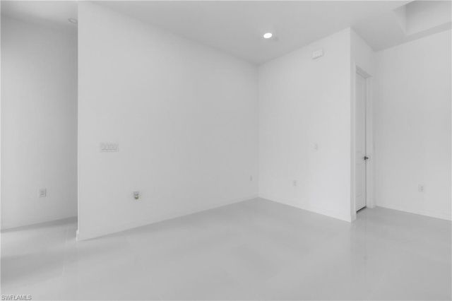 602 NW 25th TER, Cape Coral, FL 33993