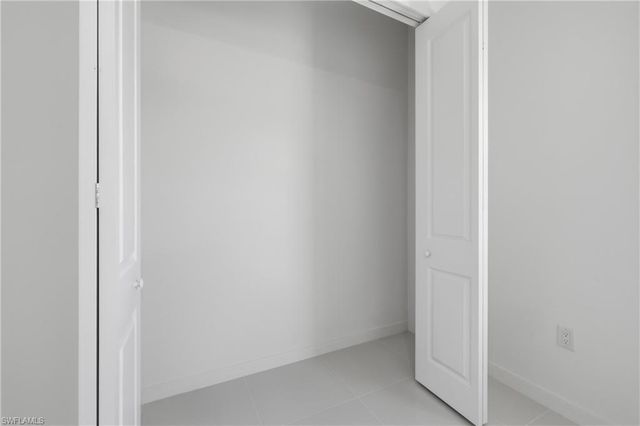 602 NW 25th TER, Cape Coral, FL 33993