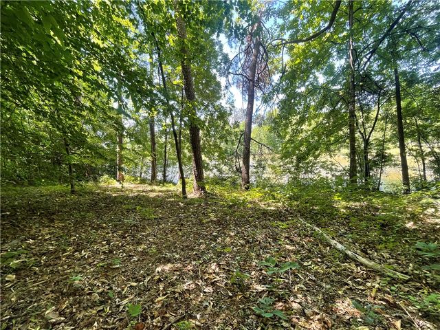 615 The Bear Boulevard, Tamassee, SC 29686