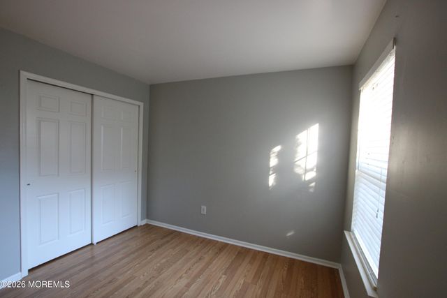 9 Crop Court, Tinton Falls, NJ 07753