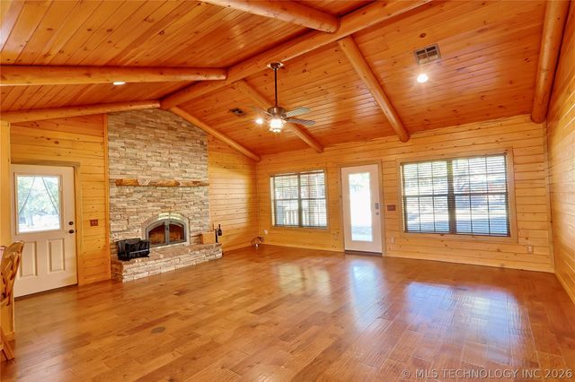 124 London Dock Lane, Canadian, OK 74425