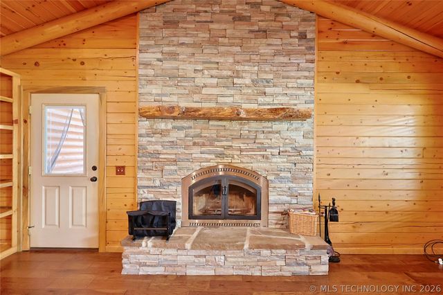 124 London Dock Lane, Canadian, OK 74425