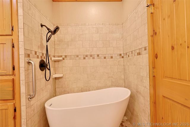 124 London Dock Lane, Canadian, OK 74425