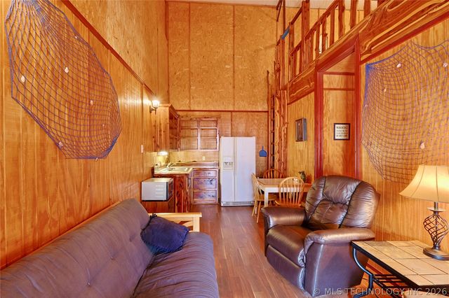 124 London Dock Lane, Canadian, OK 74425