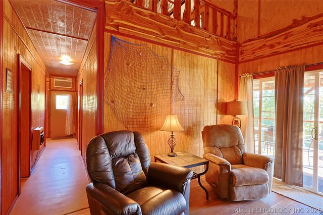 124 London Dock Lane, Canadian, OK 74425