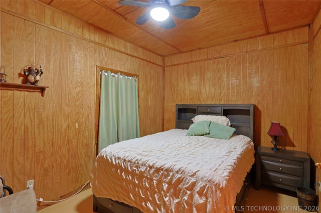 124 London Dock Lane, Canadian, OK 74425