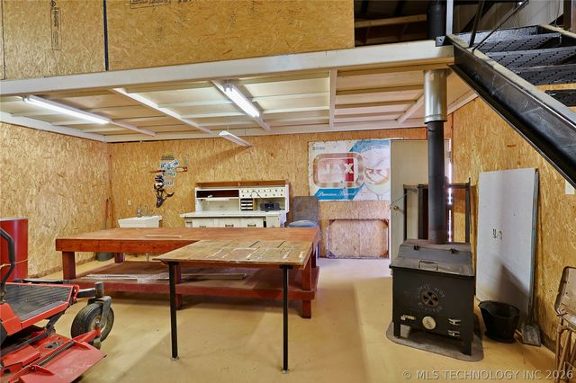 124 London Dock Lane, Canadian, OK 74425