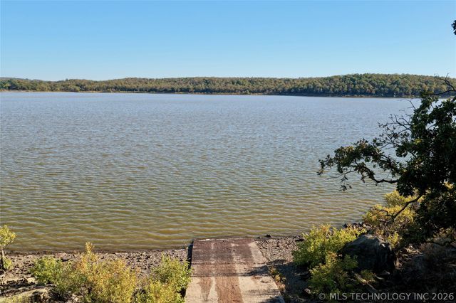 124 London Dock Lane, Canadian, OK 74425