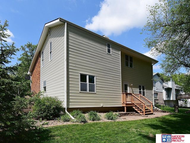 5610 S 68th Street Court, Lincoln, NE 68516