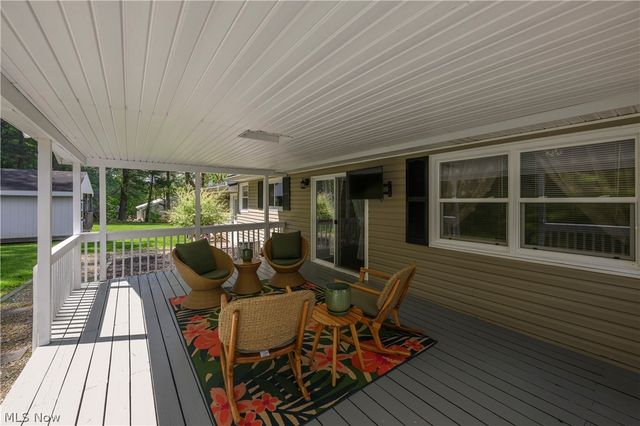 6105 Wolf Run Road SE, Dennison, OH 44621